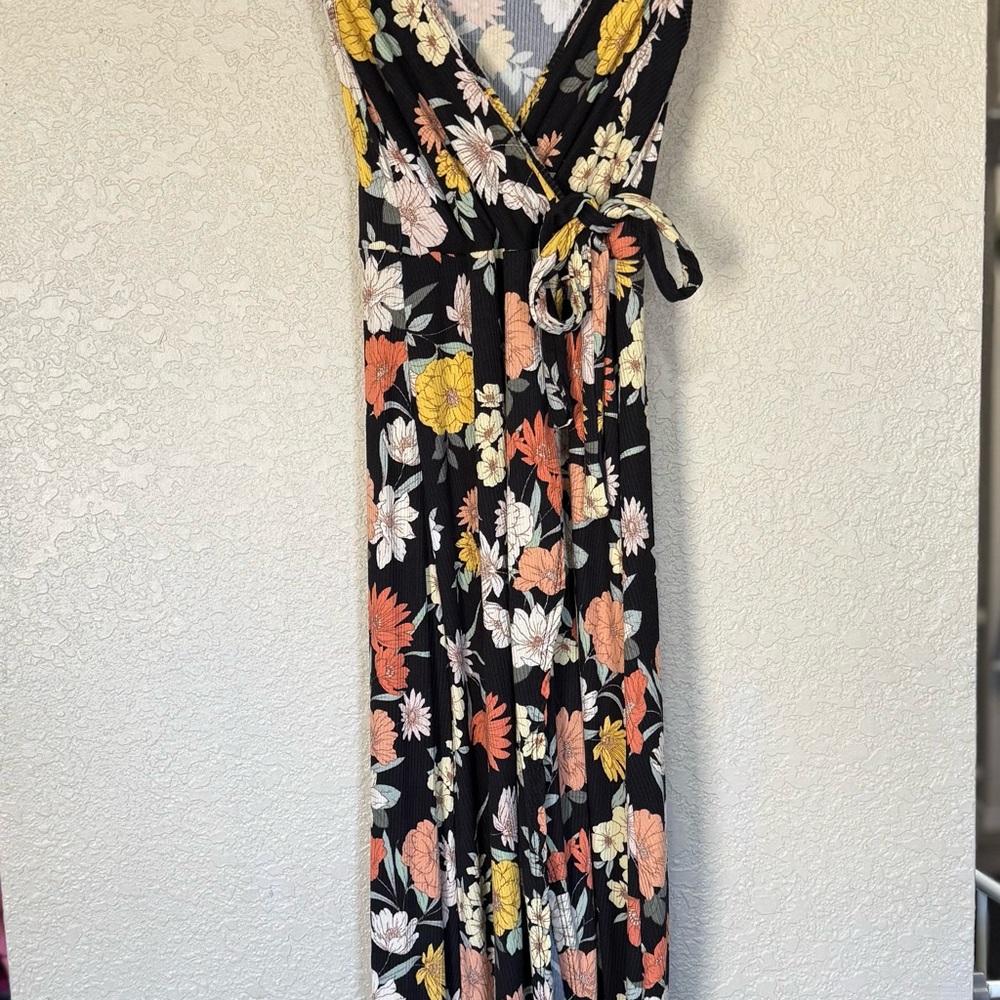 Jessica Simpson Floral V-Neck Dress